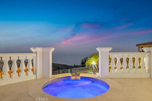 Exterior, Pool, Water