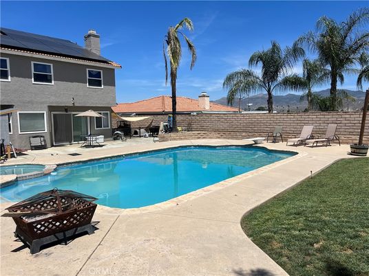 Exterior, Pool, Solar Panels