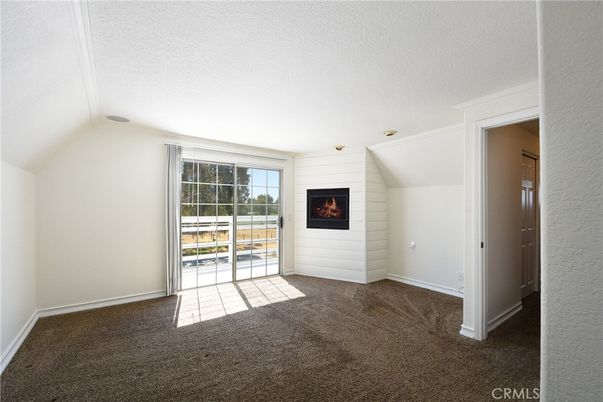 Empty room, Fireplace, Interior