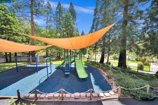 Backyard, Exterior, Playground