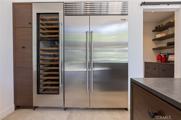 Interior, Stainless Steel Appliances
