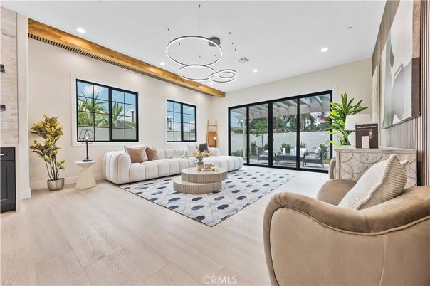 Interior, Living room, Pendant Lights, Recessed Lighting, Wood Texture Flooring