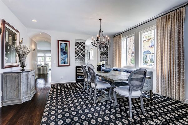 Chandelier, Dining room, Interior, Recessed Lighting, Wood Texture Flooring