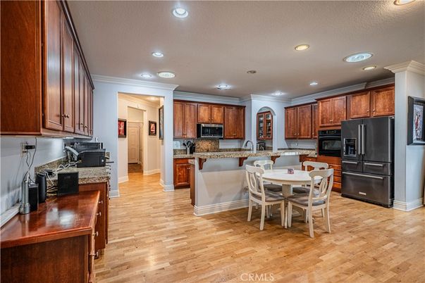 Dining room, Interior, Kitchen, Recessed Lighting, Wood Texture Flooring