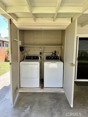Exterior, Utility Closets, Washer
