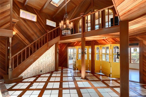 Chandelier, Interior, Wooden Beams, Wooden Ceilings, Wooden Walls