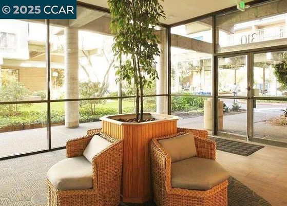 Interior, Sun Room, Wood Texture Flooring