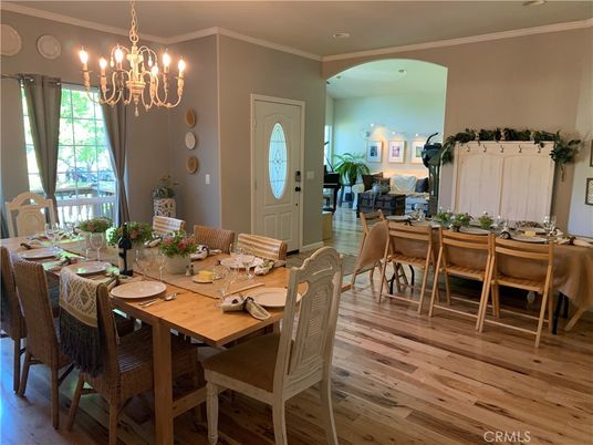Chandelier, Dining room, Interior, Recessed Lighting, Wood Texture Flooring
