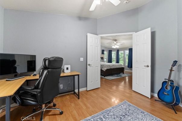 Bedroom, Home Office, Interior, Wood Texture Flooring