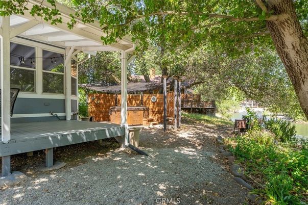 Exterior, Hot Tub