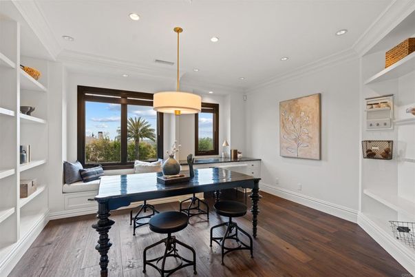 Home Office, Interior, Pendant Lights, Recessed Lighting, Wood Texture Flooring