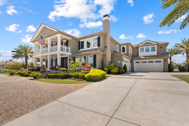Attached, Exterior, Facade, Mediterranean