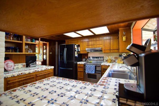 Interior, Kitchen, Tile Countertops