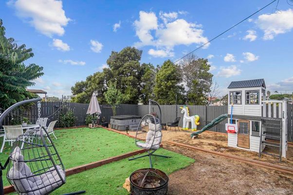 Backyard, Exterior, Playground