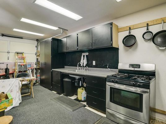 Dining room, Interior, Kitchen, Recessed Lighting, Stainless Steel Appliances