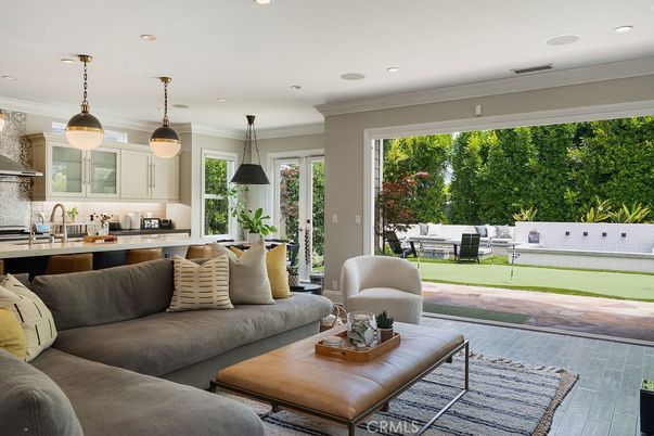Interior, Kitchen, Living room, Pendant Lights, Recessed Lighting, Wood Texture Flooring