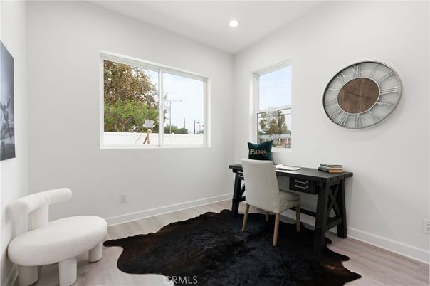 Home Office, Interior, Recessed Lighting, Wood Texture Flooring