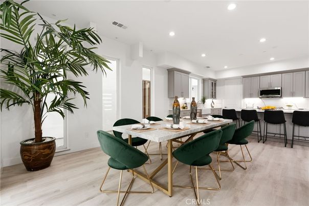 Dining room, Interior, Kitchen, Recessed Lighting, Wood Texture Flooring