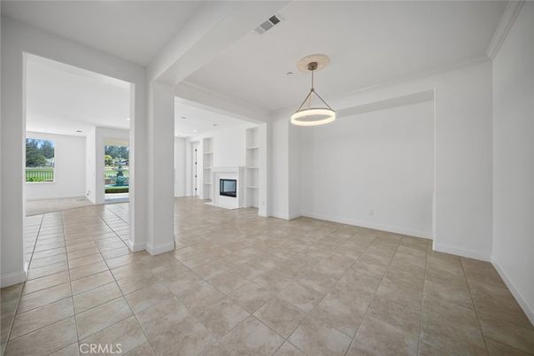 Empty room, Fireplace, Interior, Pendant Lights, Recessed Lighting