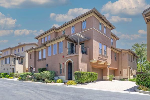 Exterior, Facade, Mediterranean