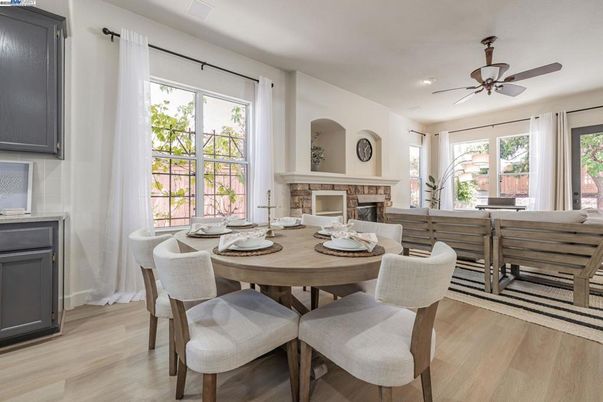 Dining room, Fireplace, Interior, Recessed Lighting, Wood Texture Flooring