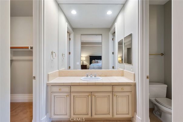 Bathroom, Interior, Recessed Lighting, Tile Countertops