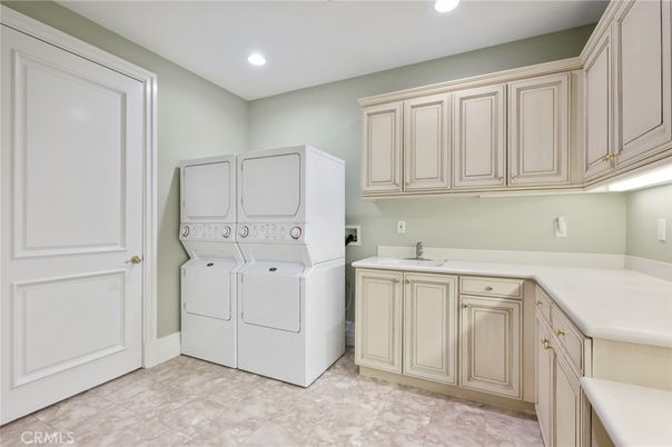 Interior, Recessed Lighting, Washer