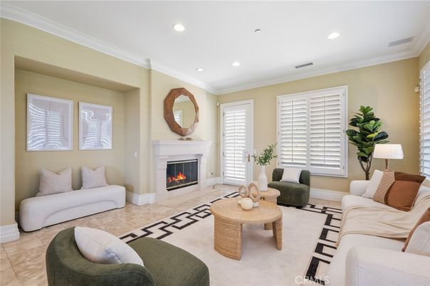 Fireplace, Interior, Living room, Recessed Lighting