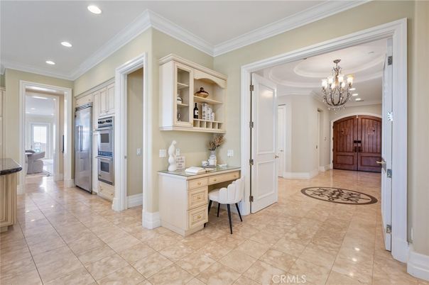 Chandelier, Interior, Recessed Lighting