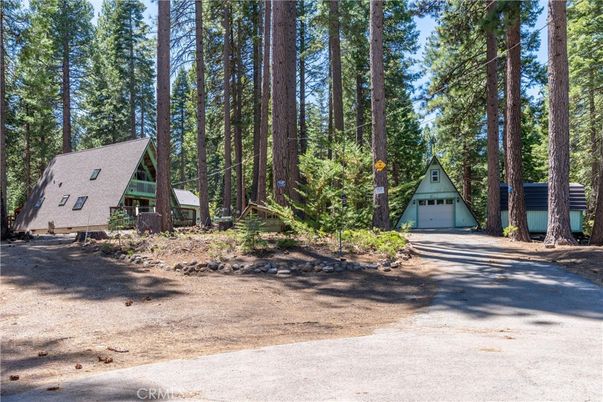 Backyard, Detached Garage, Exterior
