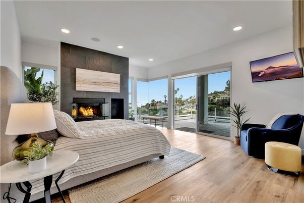Bedroom, Fireplace, Interior, Recessed Lighting, Wood Texture Flooring