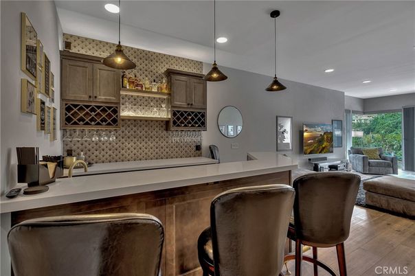 Interior, Pendant Lights, Recessed Lighting, Wood Texture Flooring