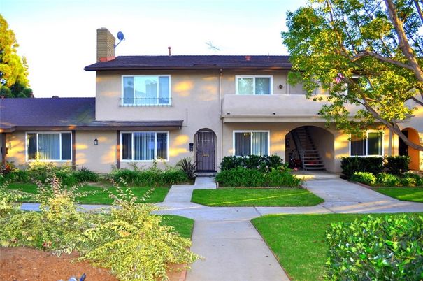 Backyard, Exterior, Facade, French Provincial