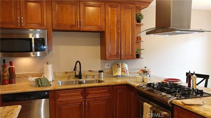 Interior, Kitchen, Stainless Steel Appliances