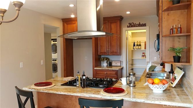 Interior, Kitchen, Recessed Lighting, Washer