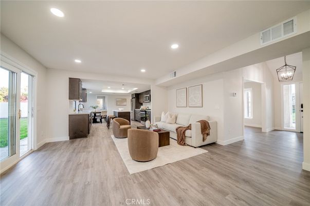 Dining room, Interior, Kitchen, Living room, Pendant Lights, Recessed Lighting, Wood Texture Flooring