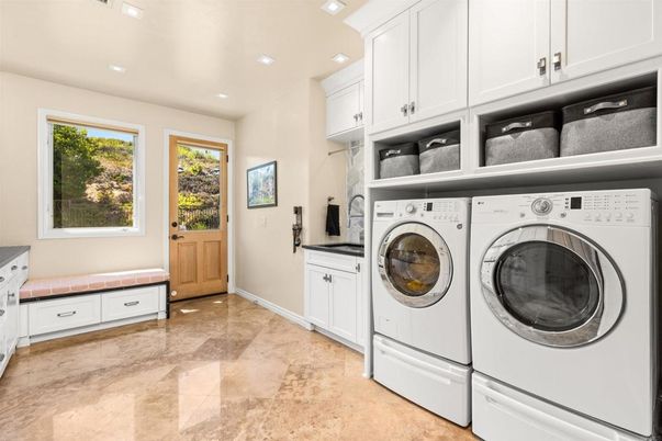 Interior, Recessed Lighting, Washer