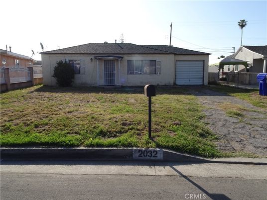 Backyard, Detached Garage, Exterior, Facade, Ranch