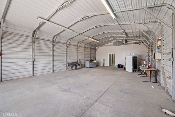 Garage, Interior