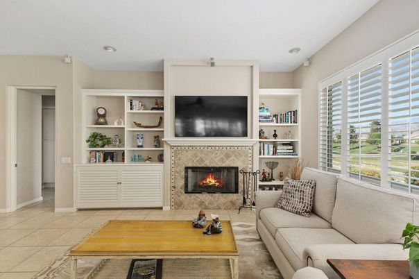 Fireplace, Interior, Living room, Recessed Lighting
