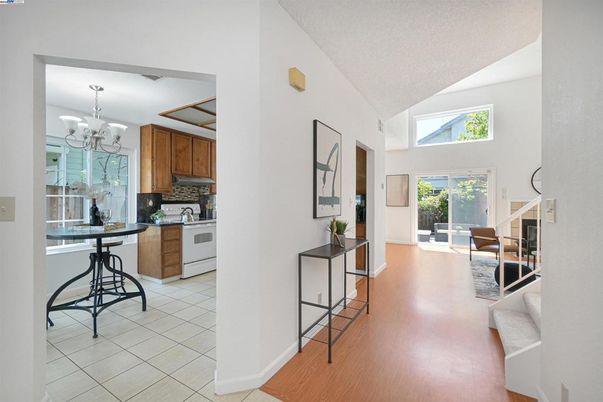 Chandelier, Interior, Kitchen, Wood Texture Flooring