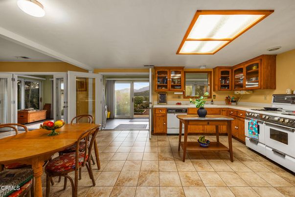 Dining room, Interior, Kitchen