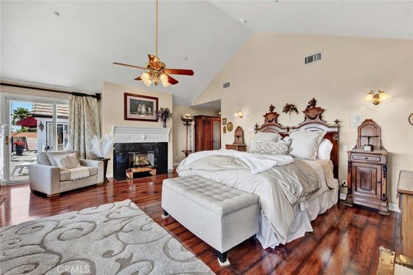 Bedroom, Fireplace, Interior, Wood Texture Flooring