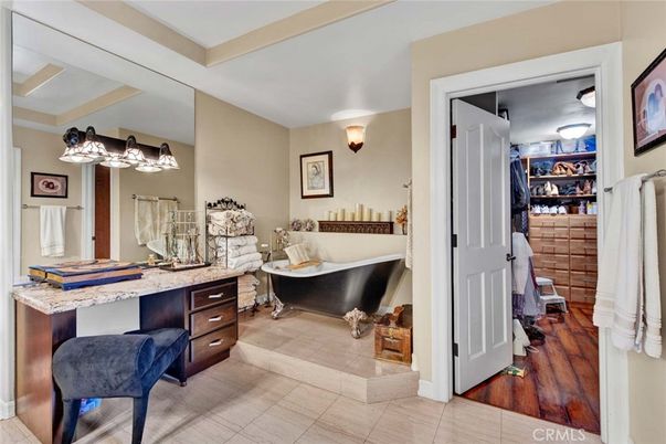 Bathroom, Free Standing Baths, Interior, Wood Texture Flooring