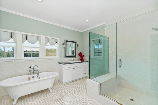 Bathroom, Dual Sink Vanities, Free Standing Baths, Glass Shower, Interior, Recessed Lighting