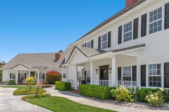 Backyard, Exterior, Facade, Farmhouse
