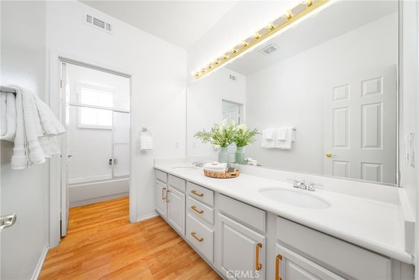 Bathroom, Dual Sink Vanities, Interior, Wood Texture Flooring