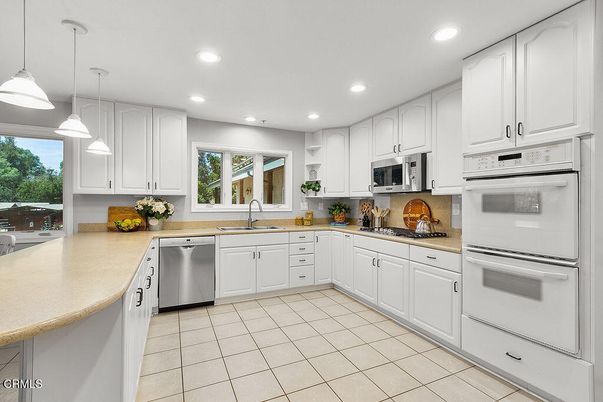 Interior, Kitchen, Pendant Lights, Recessed Lighting
