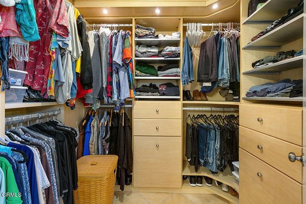Interior, Recessed Lighting, Walk-in Closets