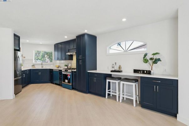 Interior, Kitchen, Recessed Lighting, Wood Texture Flooring